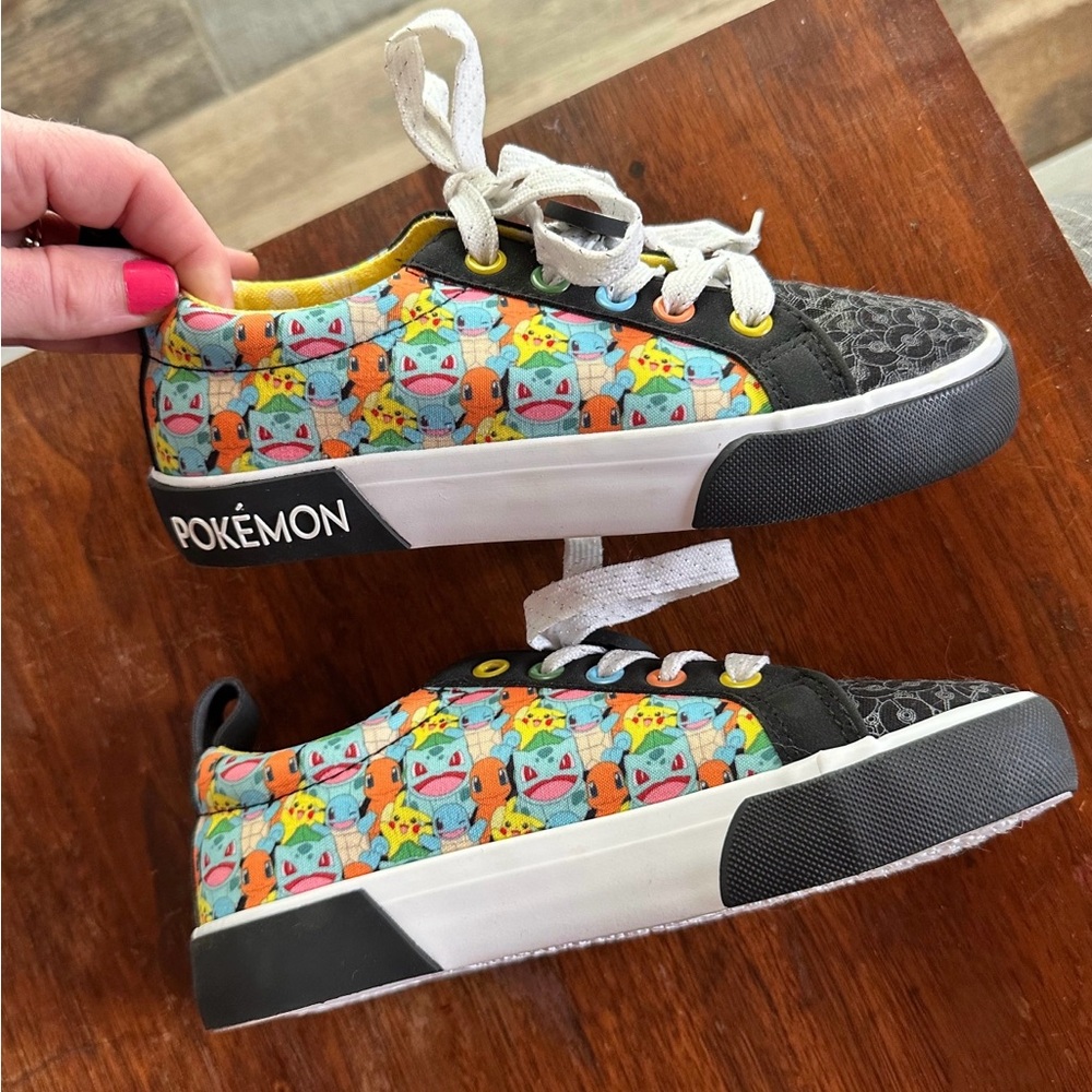 Pokémon Kids Sneakers EUC - Picture 2 of 8